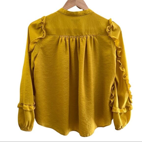 😊 3/$30 
Ann Taylor Sz SP long sleeve ruffled top mustard yellow/gold EUC - Picture 2 of 11